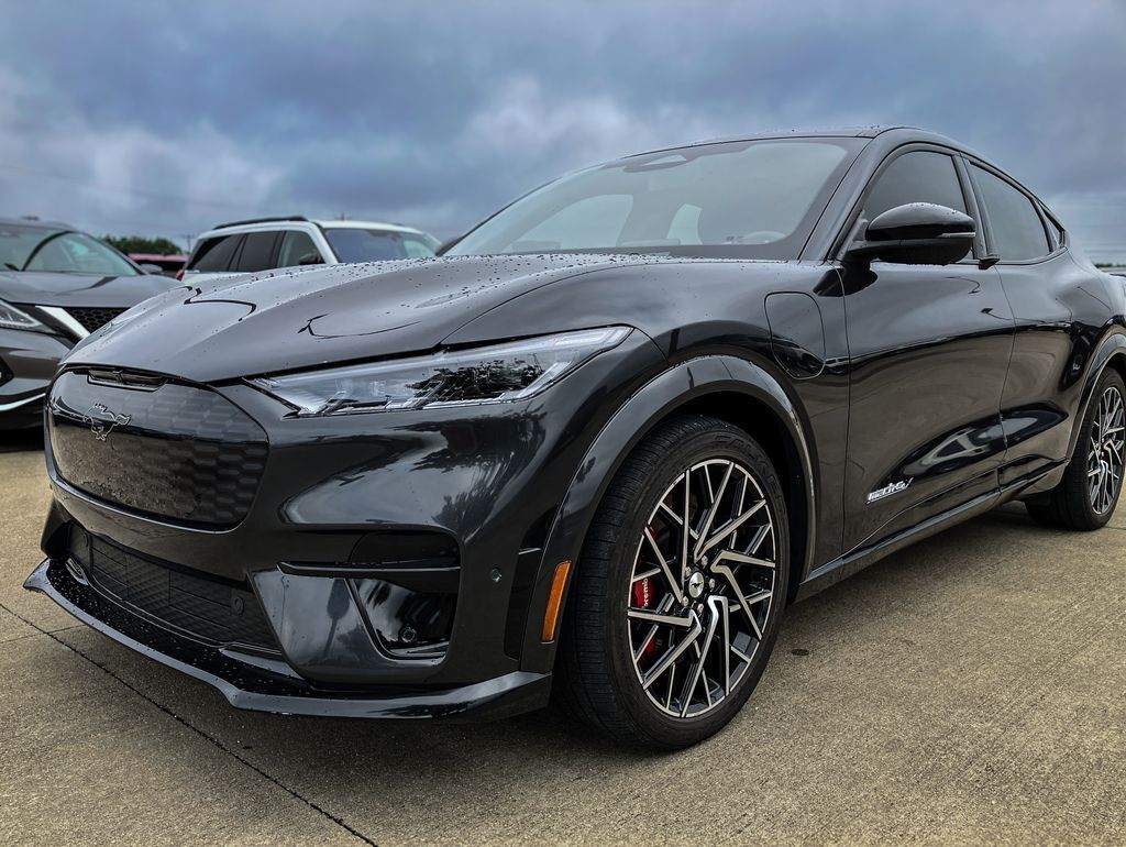 2022 FORD Mach-E