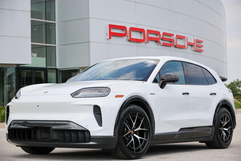 2026 PORSCHE Cayenne