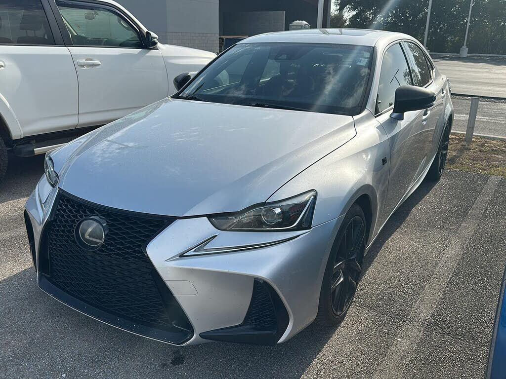 2018 LEXUS IS
