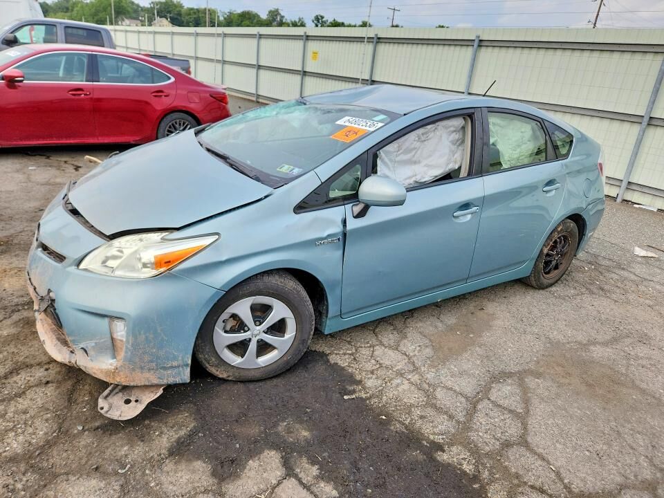 2015 TOYOTA PRIUS
