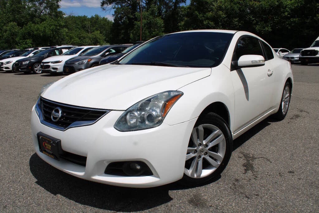 2011 NISSAN Altima