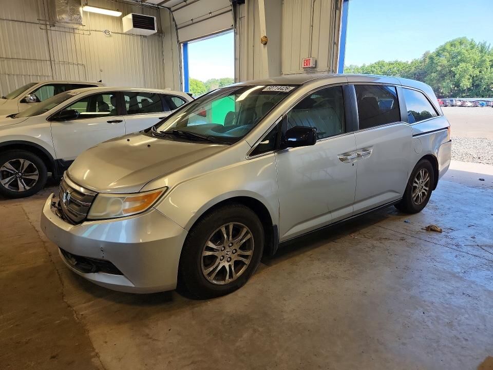 2011 HONDA Odyssey