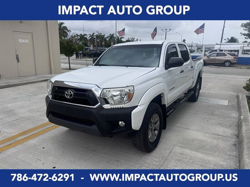 2015 TOYOTA Tacoma