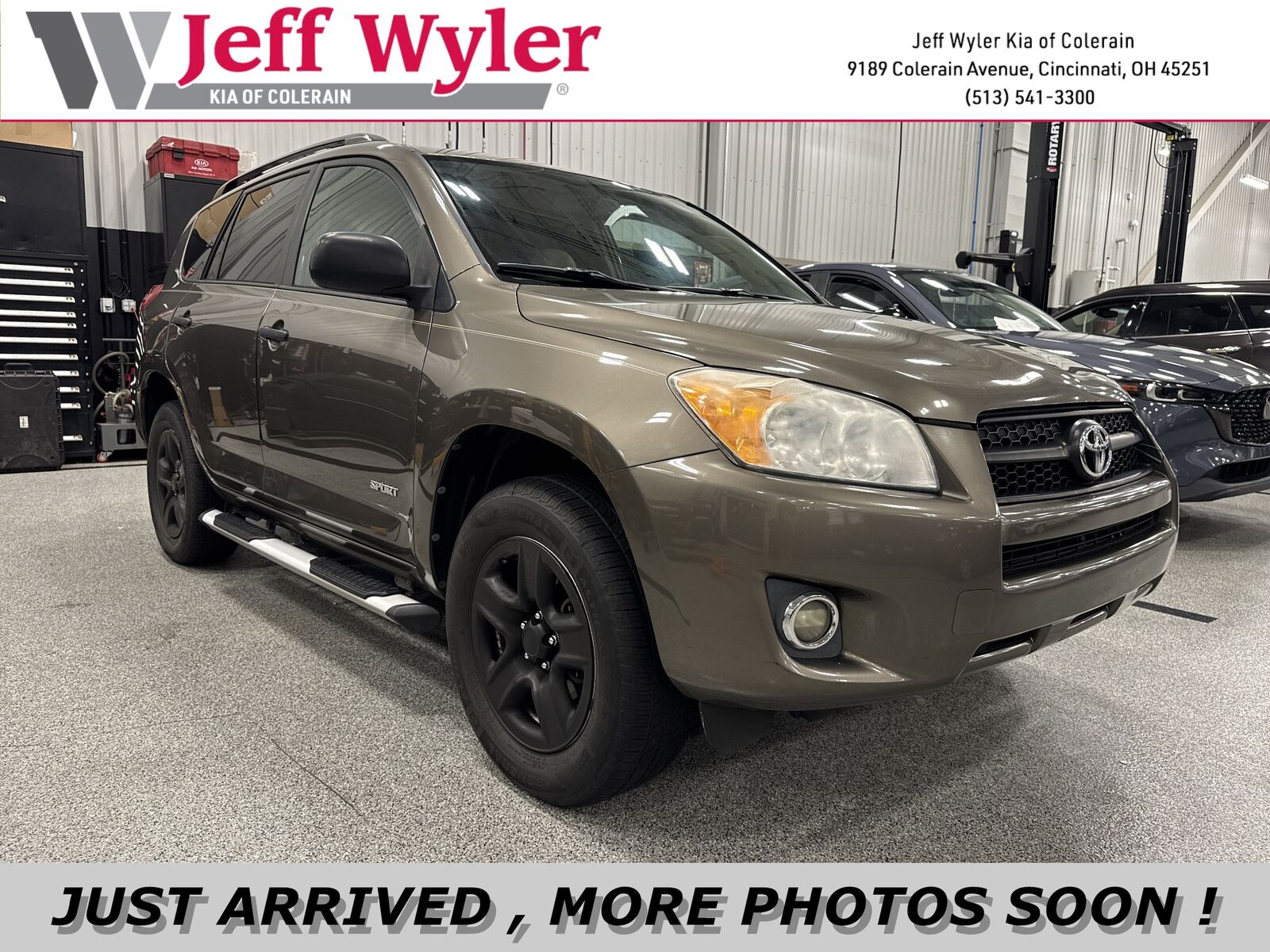 2012 TOYOTA RAV4