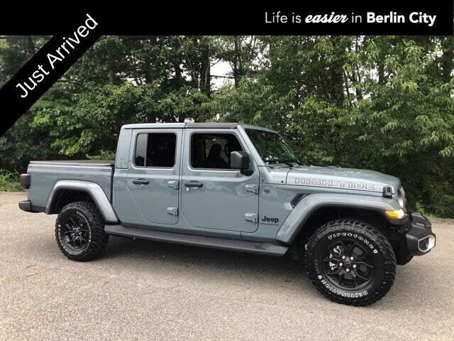 2025 JEEP Gladiator