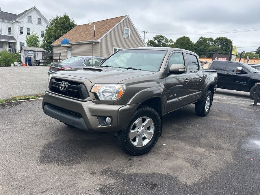 2015 TOYOTA Tacoma