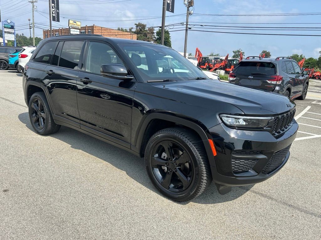 2023 JEEP Grand Cherokee