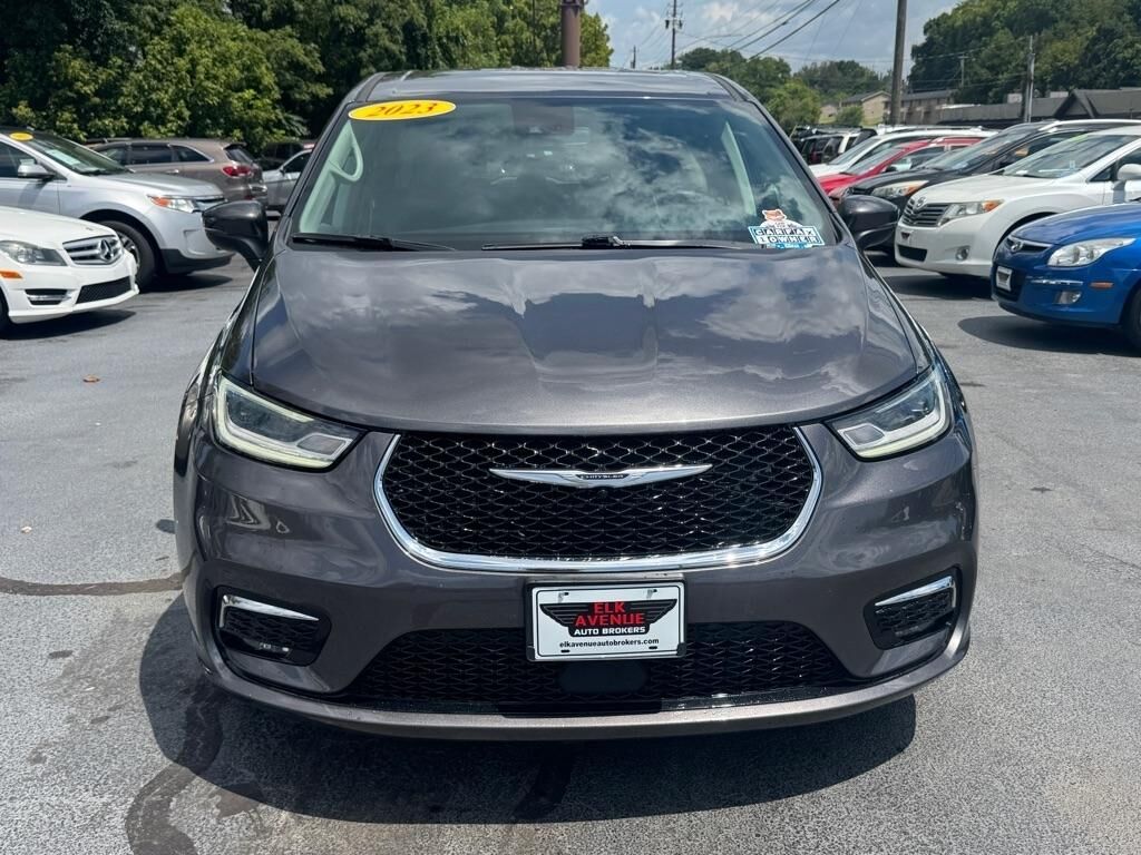 2023 CHRYSLER Pacifica