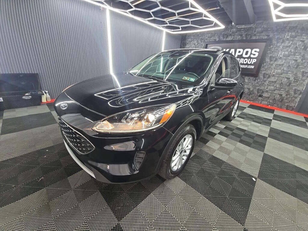2020 FORD Escape