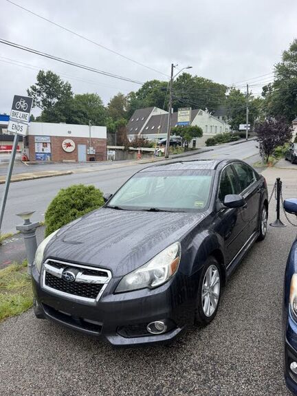2013 SUBARU Legacy
