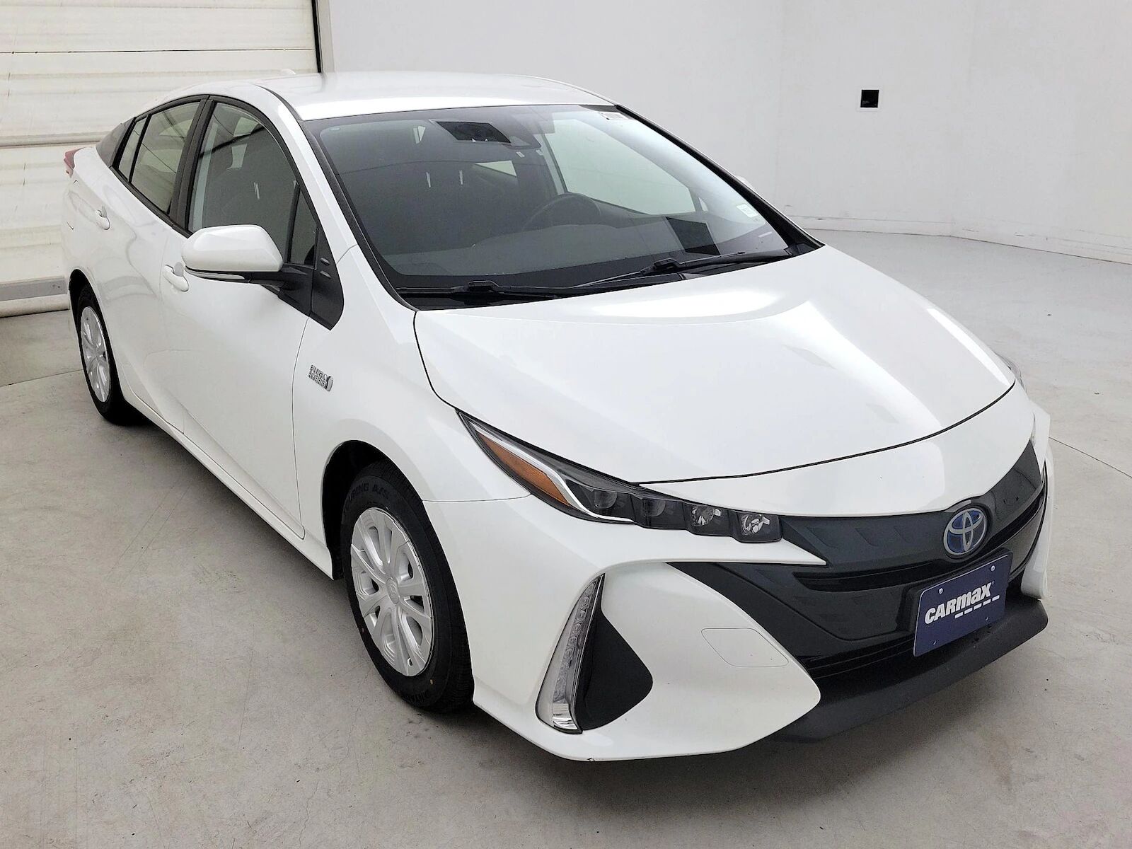 2021 TOYOTA Prius