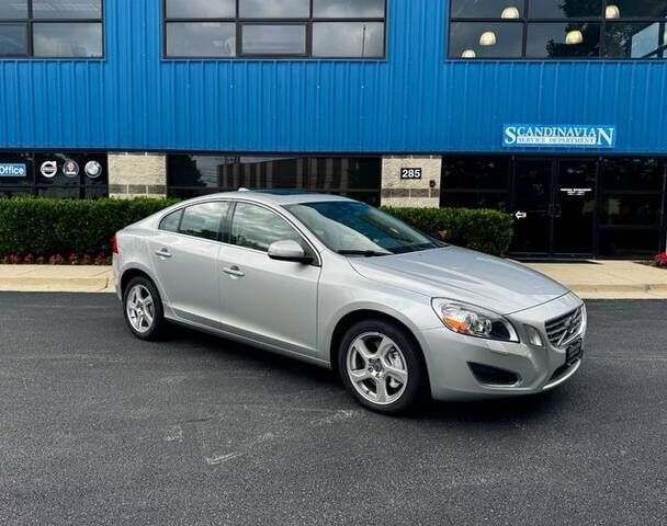 2012 VOLVO S60