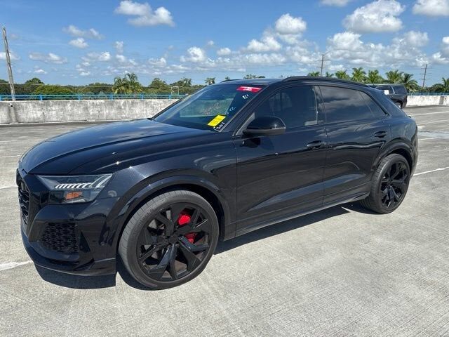 2021 AUDI RS Q8
