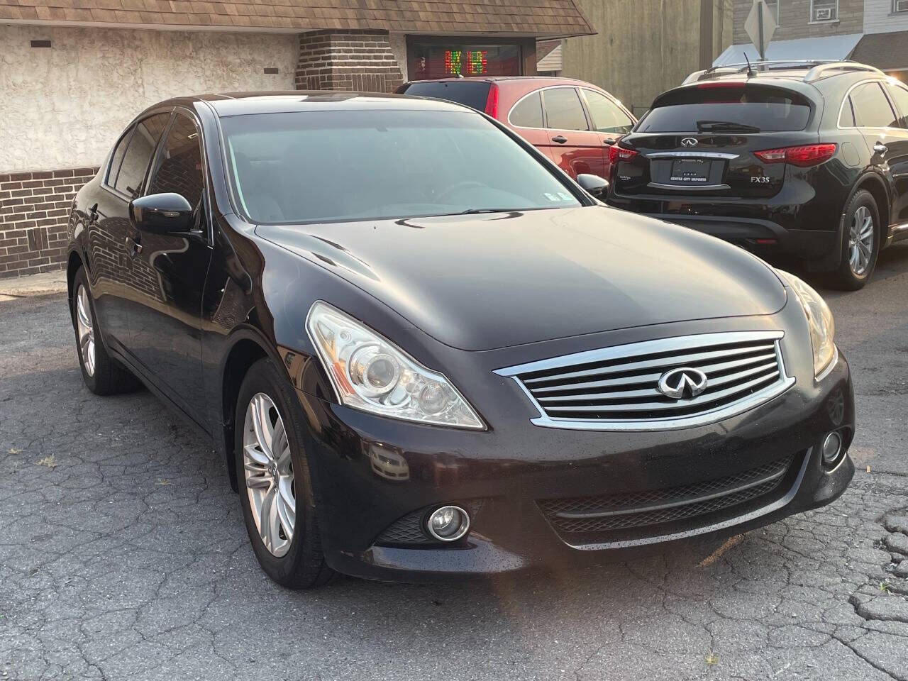 2012 INFINITI G37