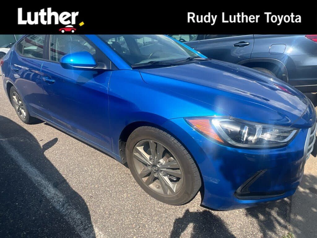 2018 HYUNDAI Elantra
