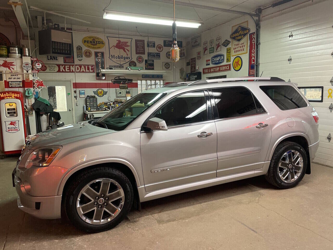 2011 GMC Acadia