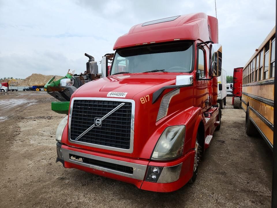 2012 VOLVO TRUCK VNL