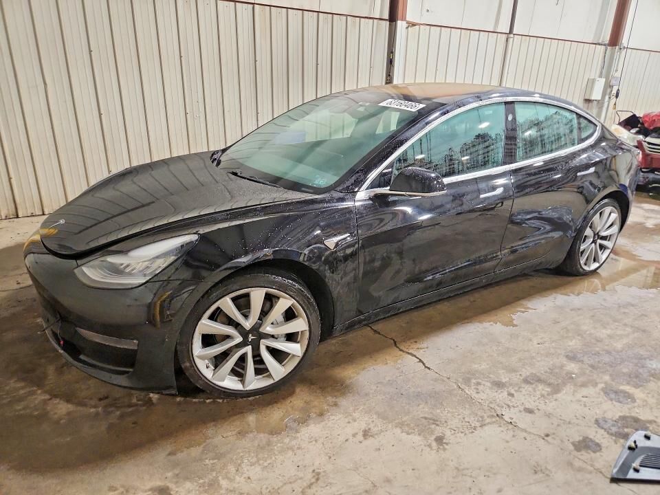 2018 TESLA Model 3
