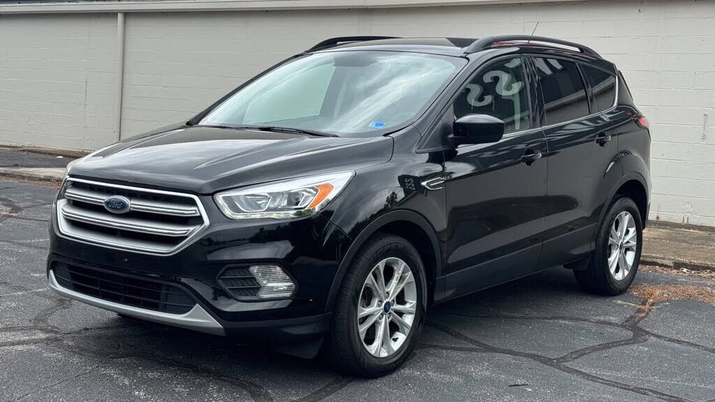 2017 FORD Escape