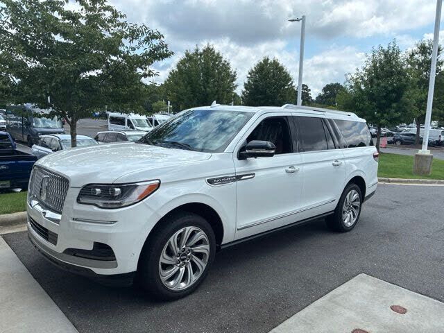2024 LINCOLN Navigator L
