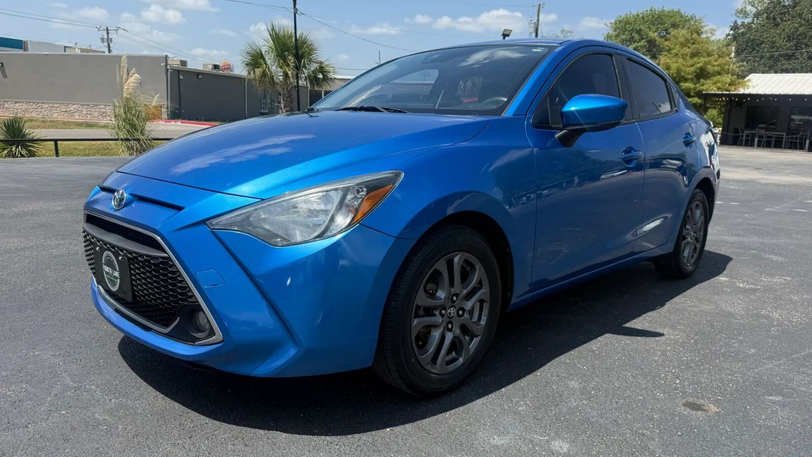 2019 TOYOTA Yaris