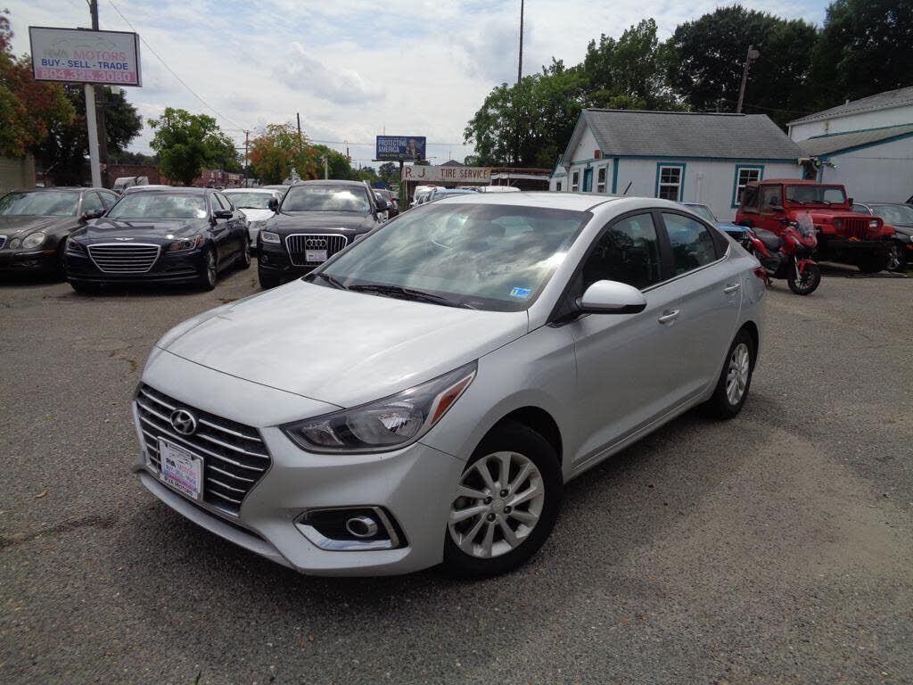 2022 HYUNDAI Accent