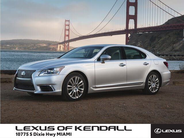 2013 LEXUS LS