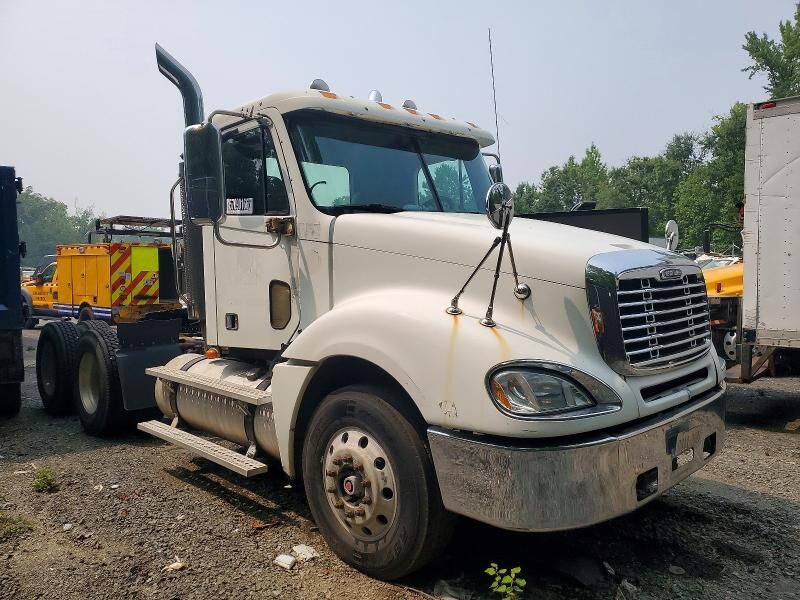 2007 FREIGHTLINER Columbia