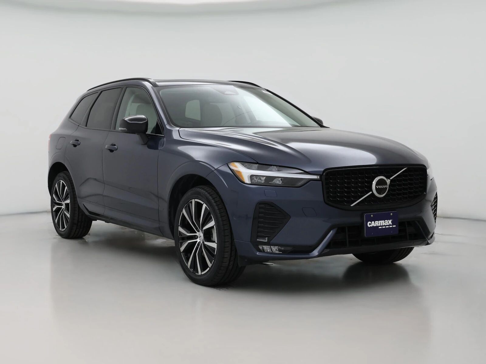 2024 VOLVO XC60
