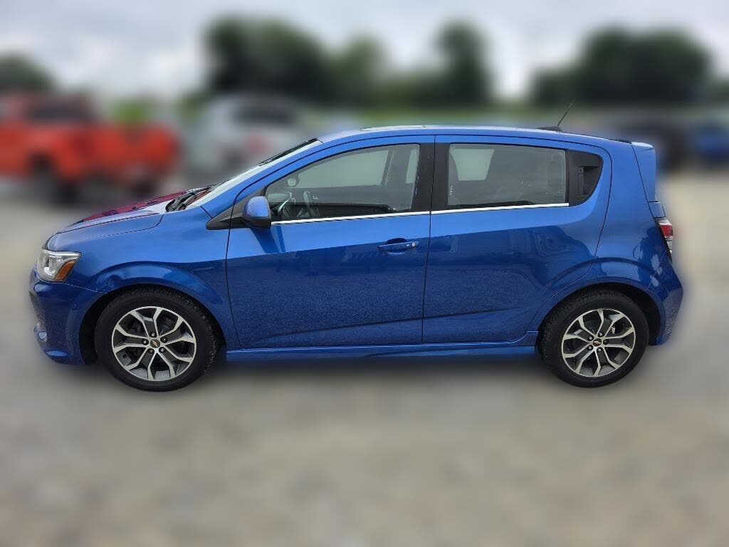 2017 CHEVROLET Sonic