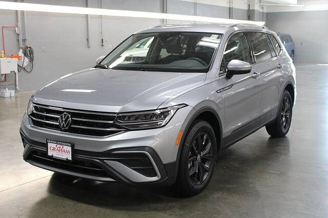 2024 VOLKSWAGEN Tiguan 4Motion