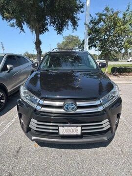 2019 TOYOTA Highlander