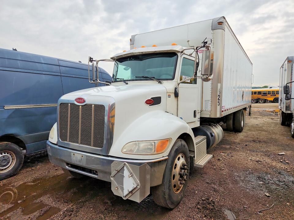 1986 PETERBILT 337