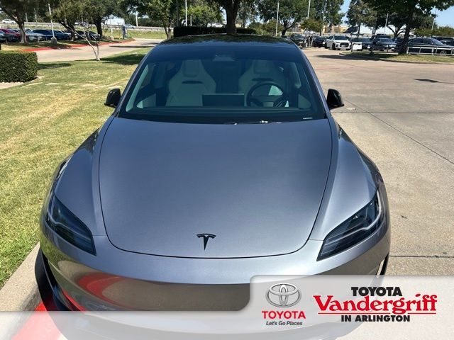 2025 TESLA Model 3