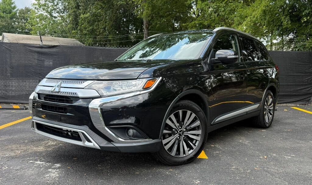 2019 MITSUBISHI Outlander