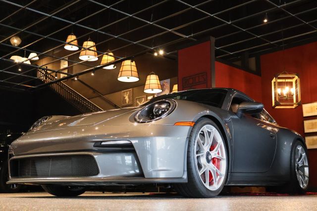 2024 PORSCHE 911