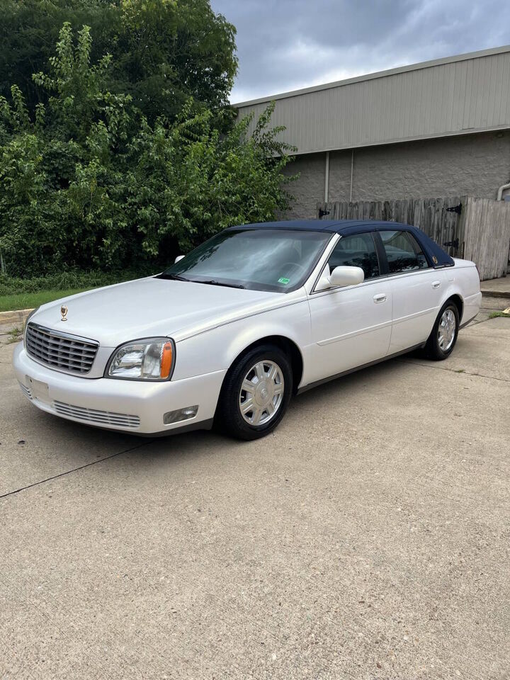 2004 CADILLAC Deville