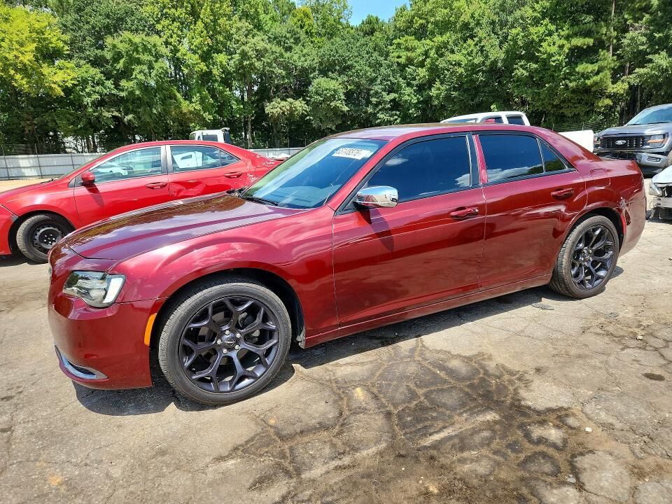 2019 CHRYSLER 300