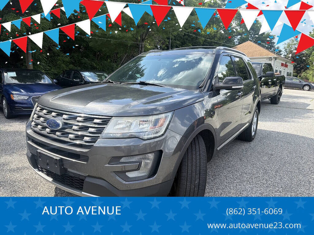 2017 FORD Explorer