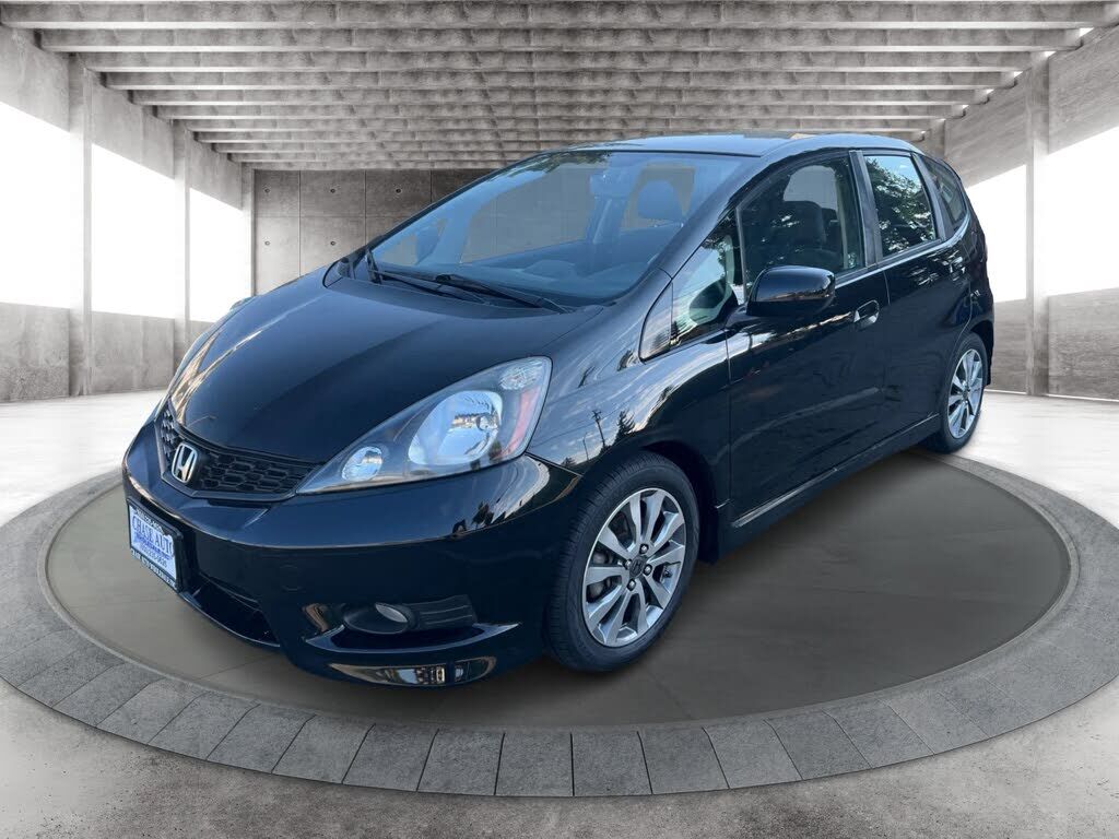 2013 HONDA Fit
