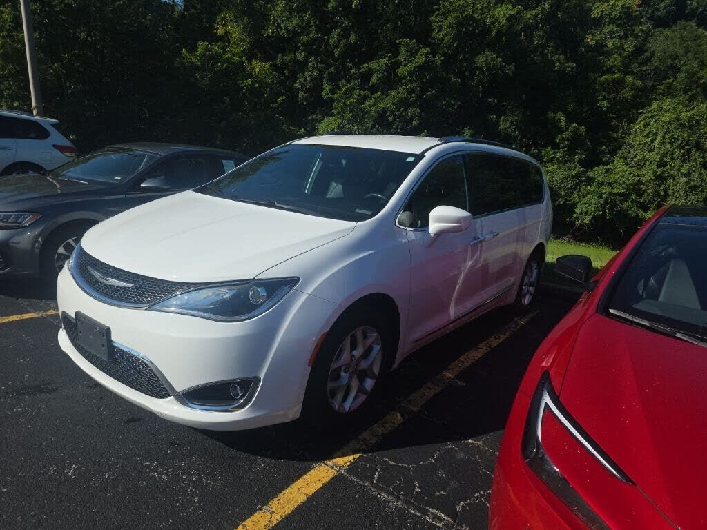 2020 CHRYSLER Pacifica