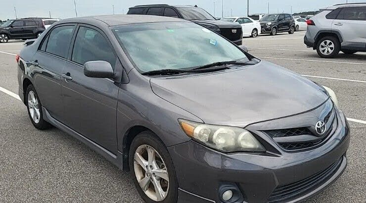 2013 TOYOTA Corolla