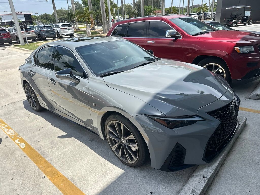 2025 LEXUS IS