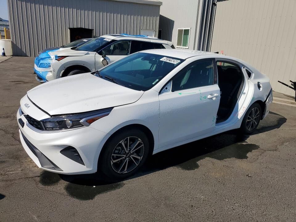 2023 KIA Forte