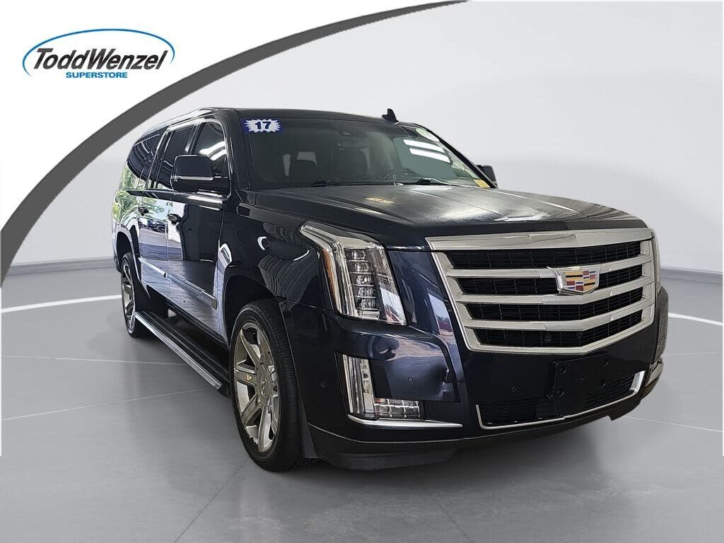 2017 CADILLAC Escalade ESV