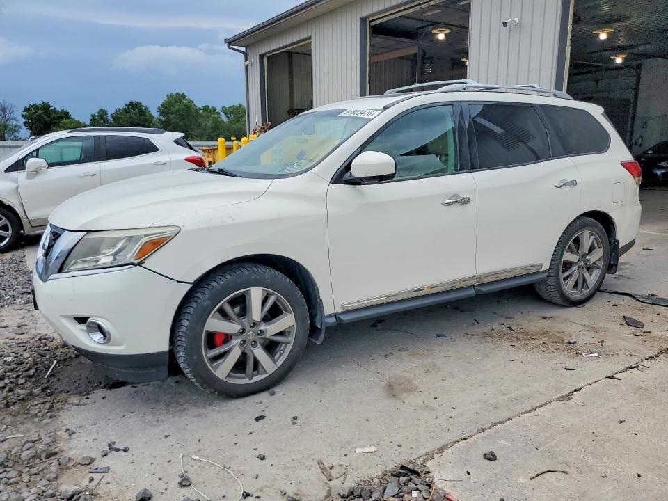 2013 NISSAN Pathfinder