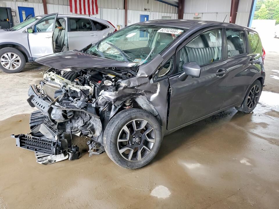 2016 NISSAN Versa