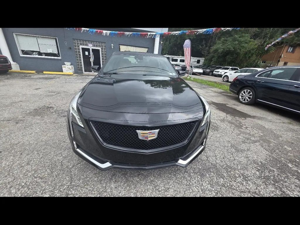 2017 CADILLAC CT6