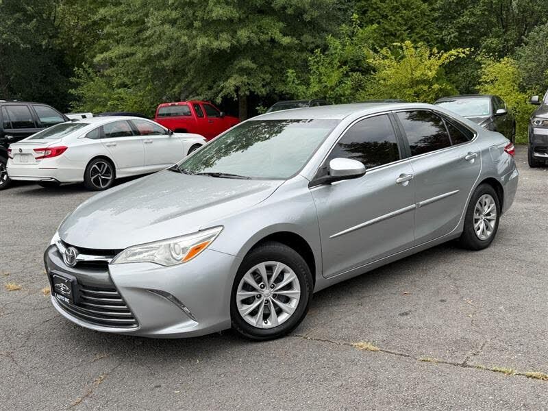 2016 TOYOTA Camry