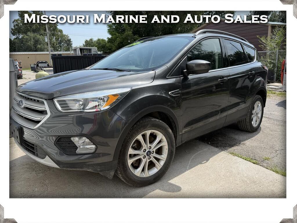 2018 FORD Escape